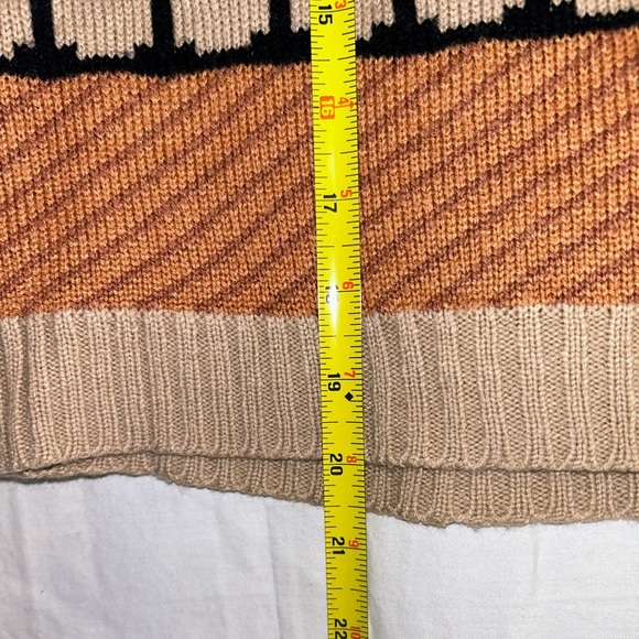 VTG 1984 Golden Touch Southwestern Sweater - Bell Sleeves - Boho Aztec Print M - Picture 6 of 6